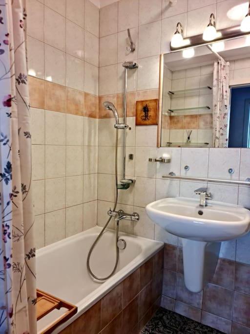 Apartament Zachodni Z Balkonem 4 Osoby Varsóvia Exterior foto