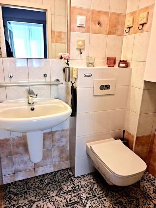 Apartament Zachodni Z Balkonem 4 Osoby Varsóvia Exterior foto